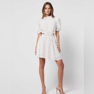 Elliatt Malleny Dress in Ivory, NWT, Small